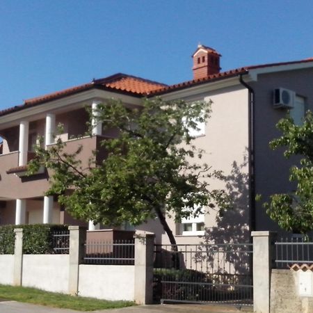 Apartments Ema Pula Oda fotoğraf